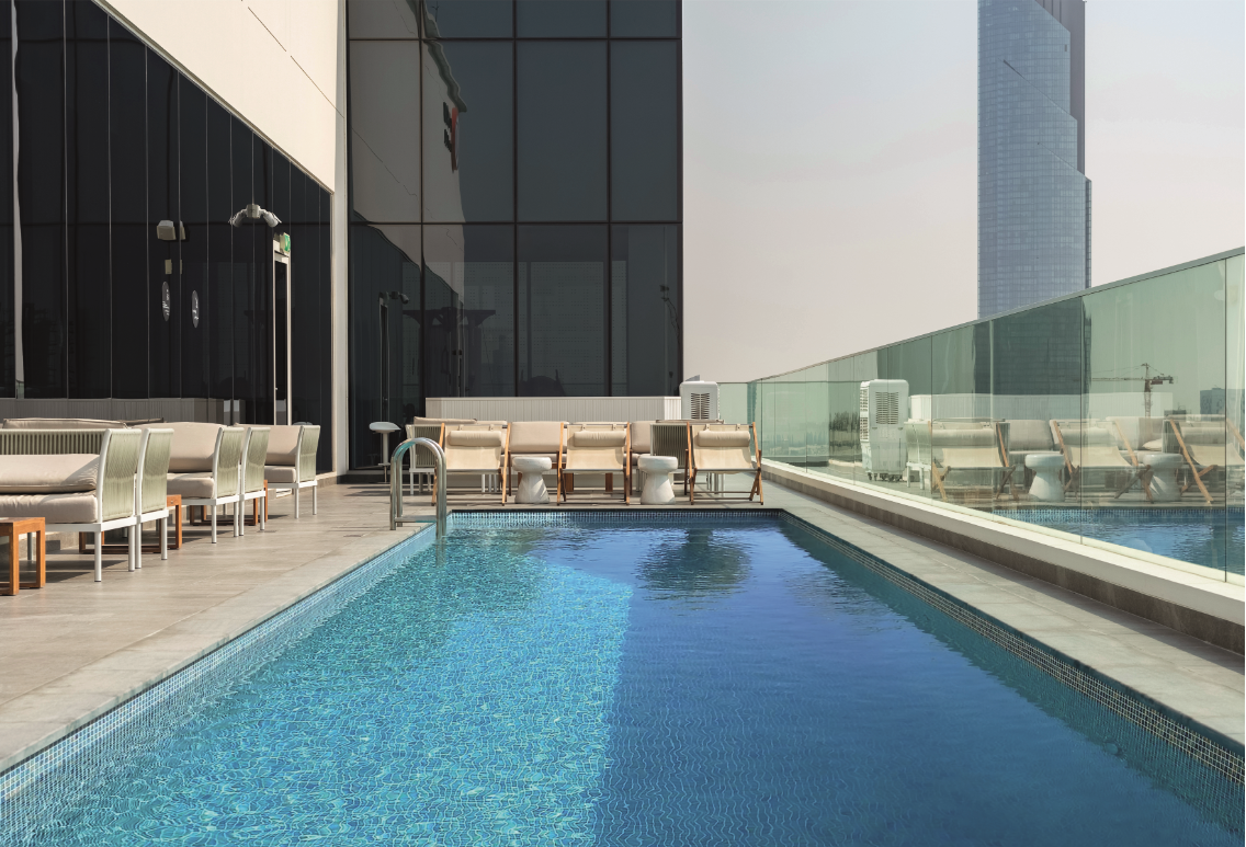 Zaira Iridis Turquoise Dot