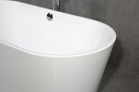 Skysea White Free-standing Bathtub